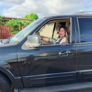 Meet your Posher, Ina